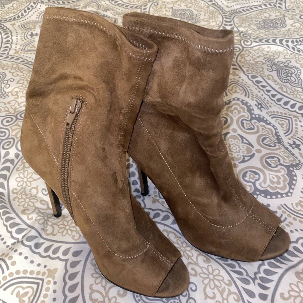 Ankle boots